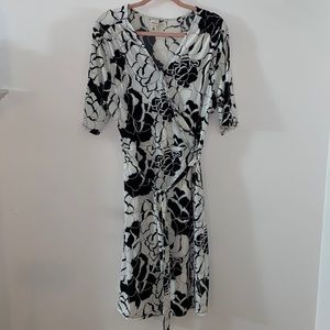 Faux Wrap Dress🖤🤍